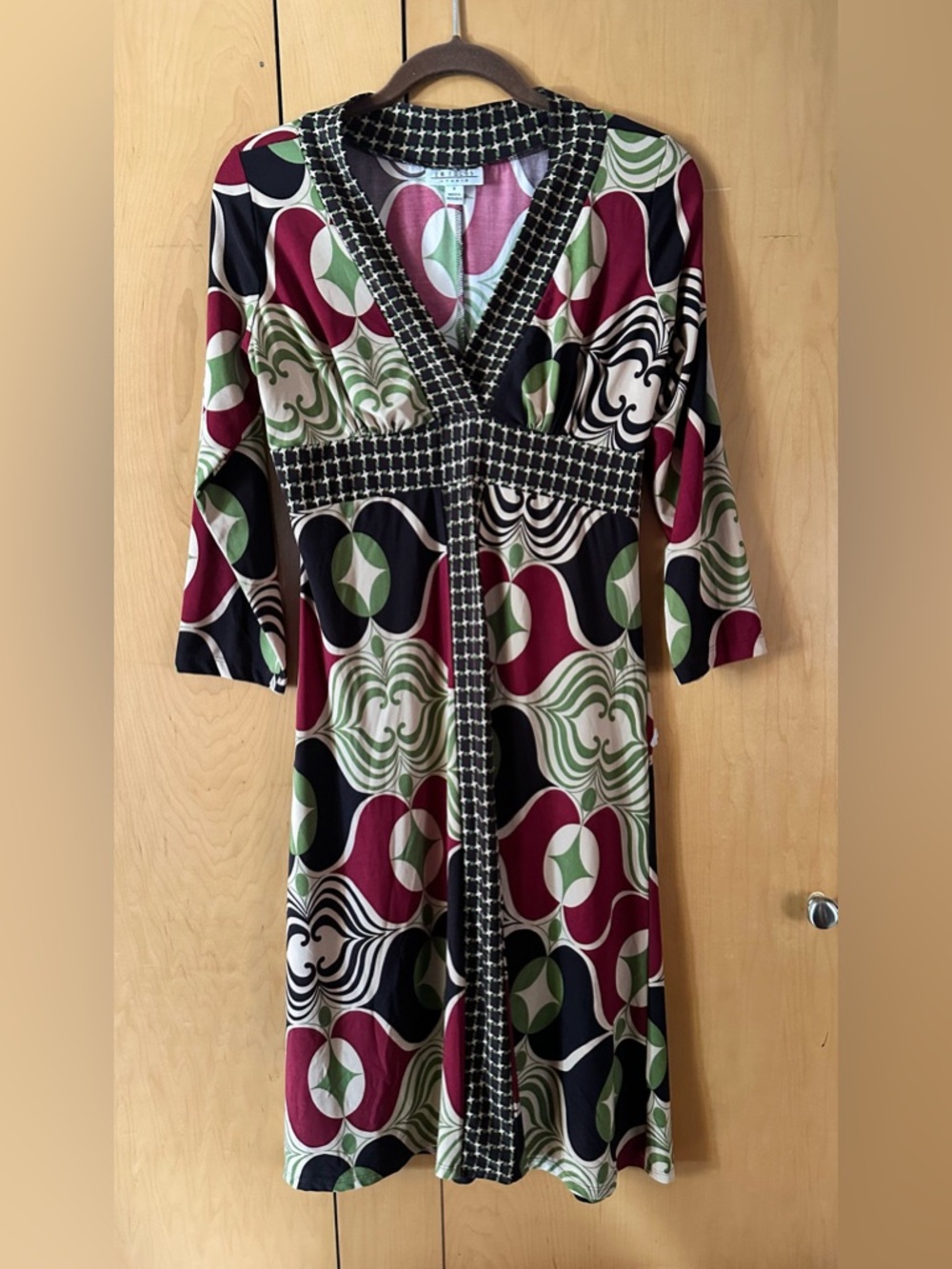 Vintage Y2K Enfocus Studio Abstract Print Empire Waist Knit Dress Size 8
